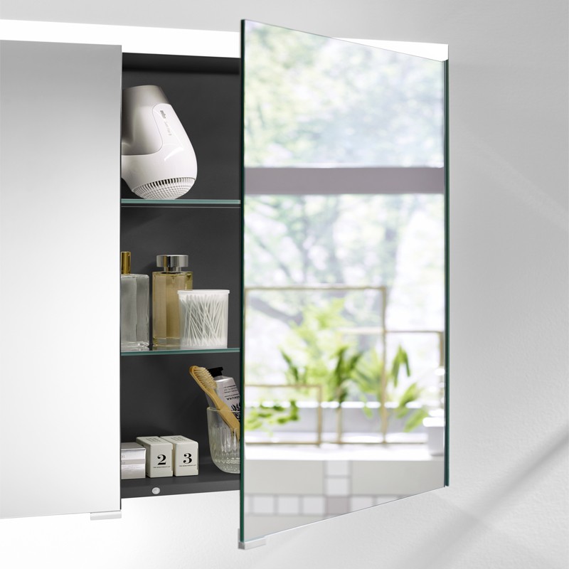 Burgbad Iveo Spiegelschrank mit horizontaler LED-Beleuchtung und LED-Waschplatzbeleuchtung (SPHY090)
