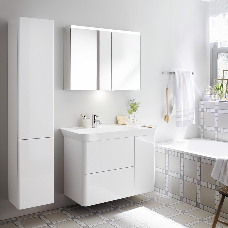 Burgbad Iveo Spiegelschrank mit horizontaler LED-Beleuchtung und LED-Waschplatzbeleuchtung (SPHY090)