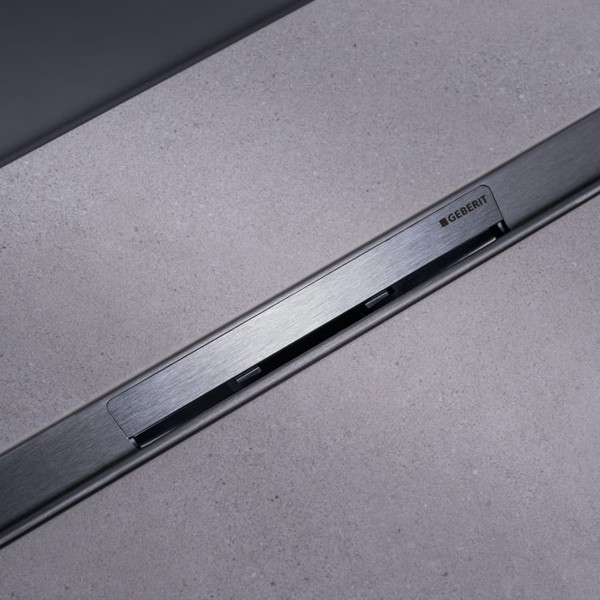 Geberit CleanLine50 Duschrinne 30-110 cm schwarzchrom / gebürstet, Bj. 2025
