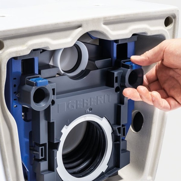 Geberit ONE Set Wand-WC mit WC-Sitz weiß matt/glanzverchromt, KeraTect